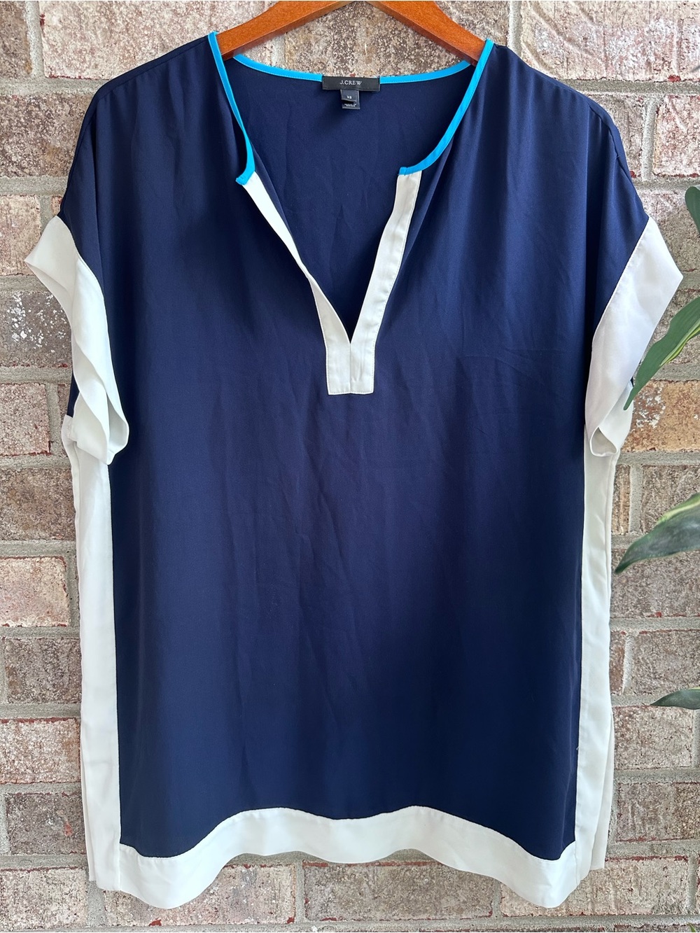 J. Crew Navy Short-Sleeve Colorblock lightweight Swimsuitcover tunic Shirt XS.